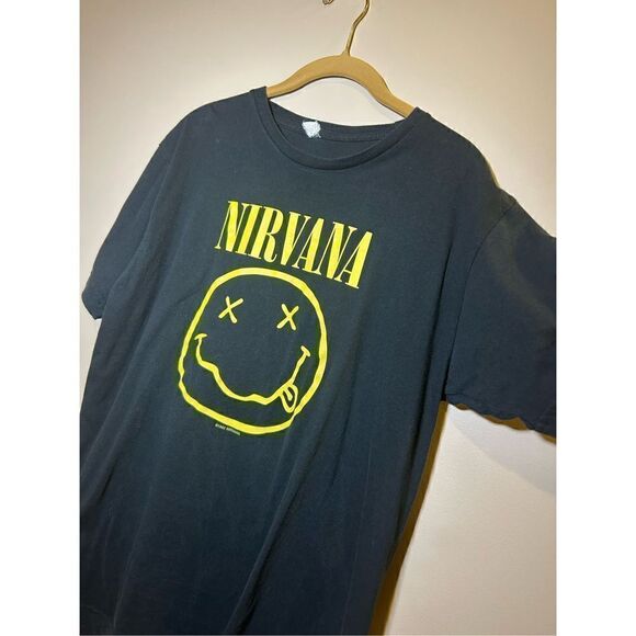 Vintage 2000 Y2K reprint Nirvana smile T-shirt‎ - Picture 2 of 4